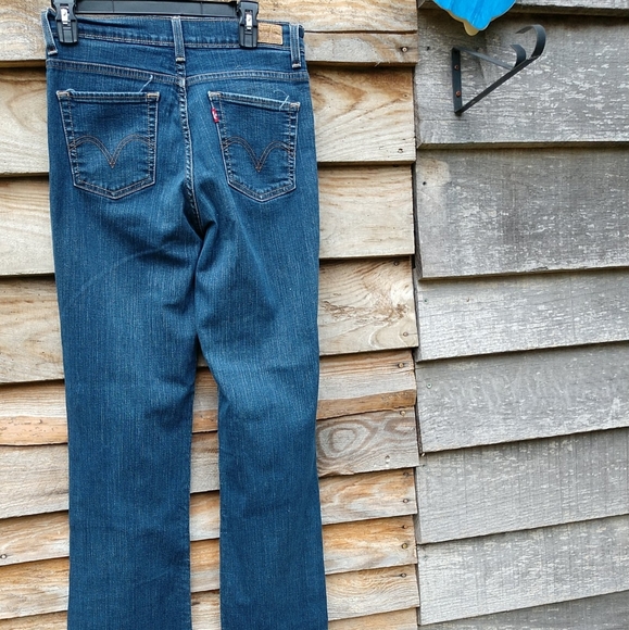 Levi's 512 Perfectly Slimming Mid Rise Bootcut Size 6 Long - Picture 3 of 11